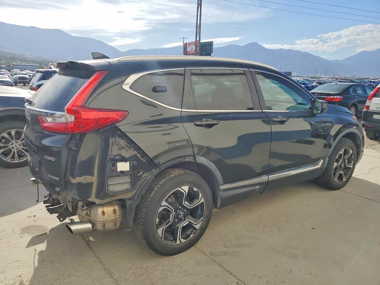 2017 HONDA CRV