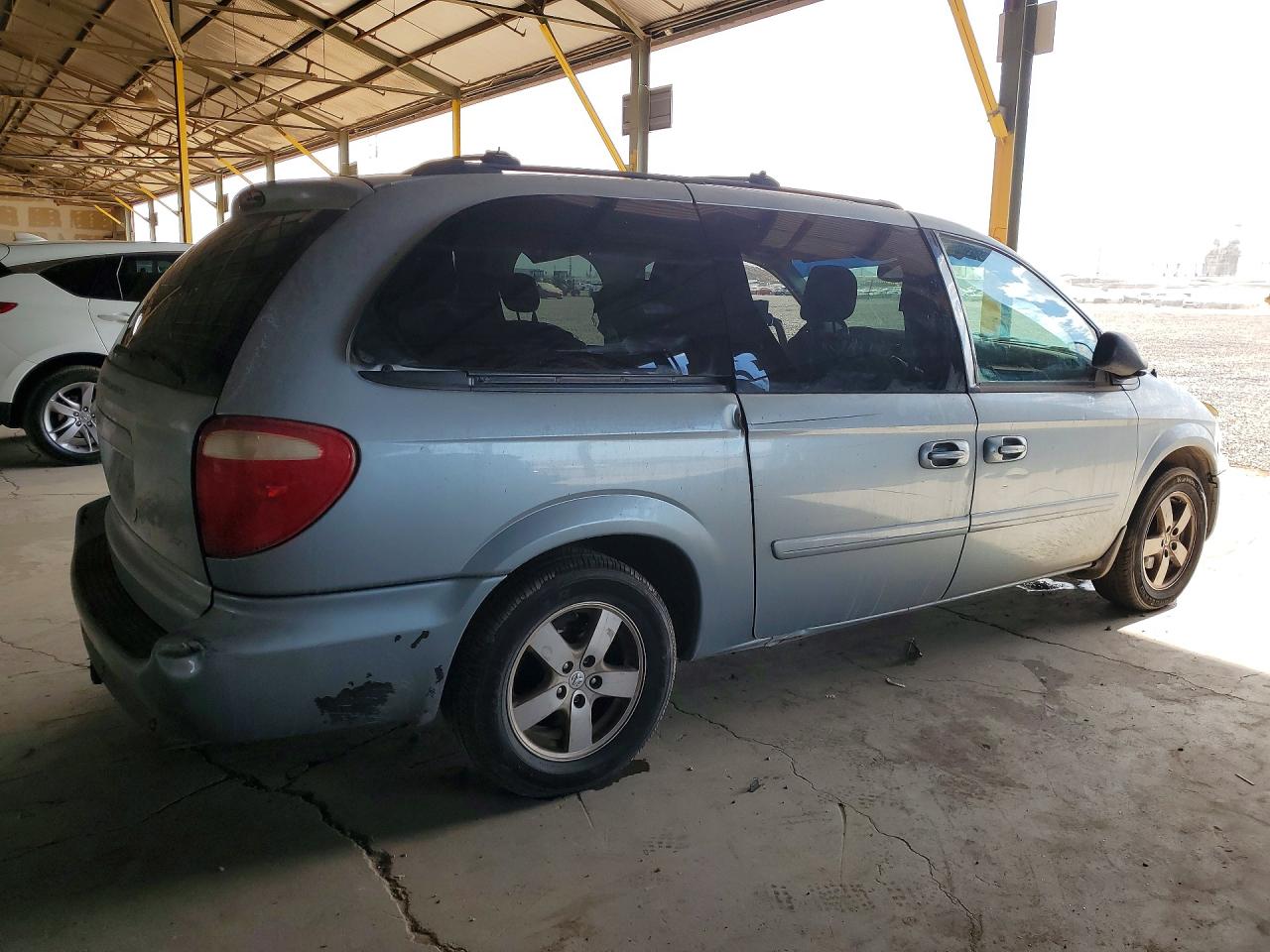 2005 DODGE CARAVAN