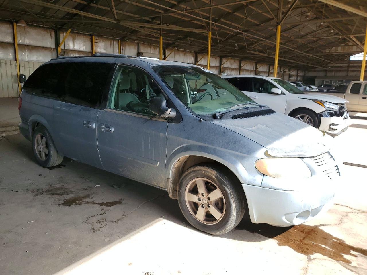 2005 DODGE CARAVAN