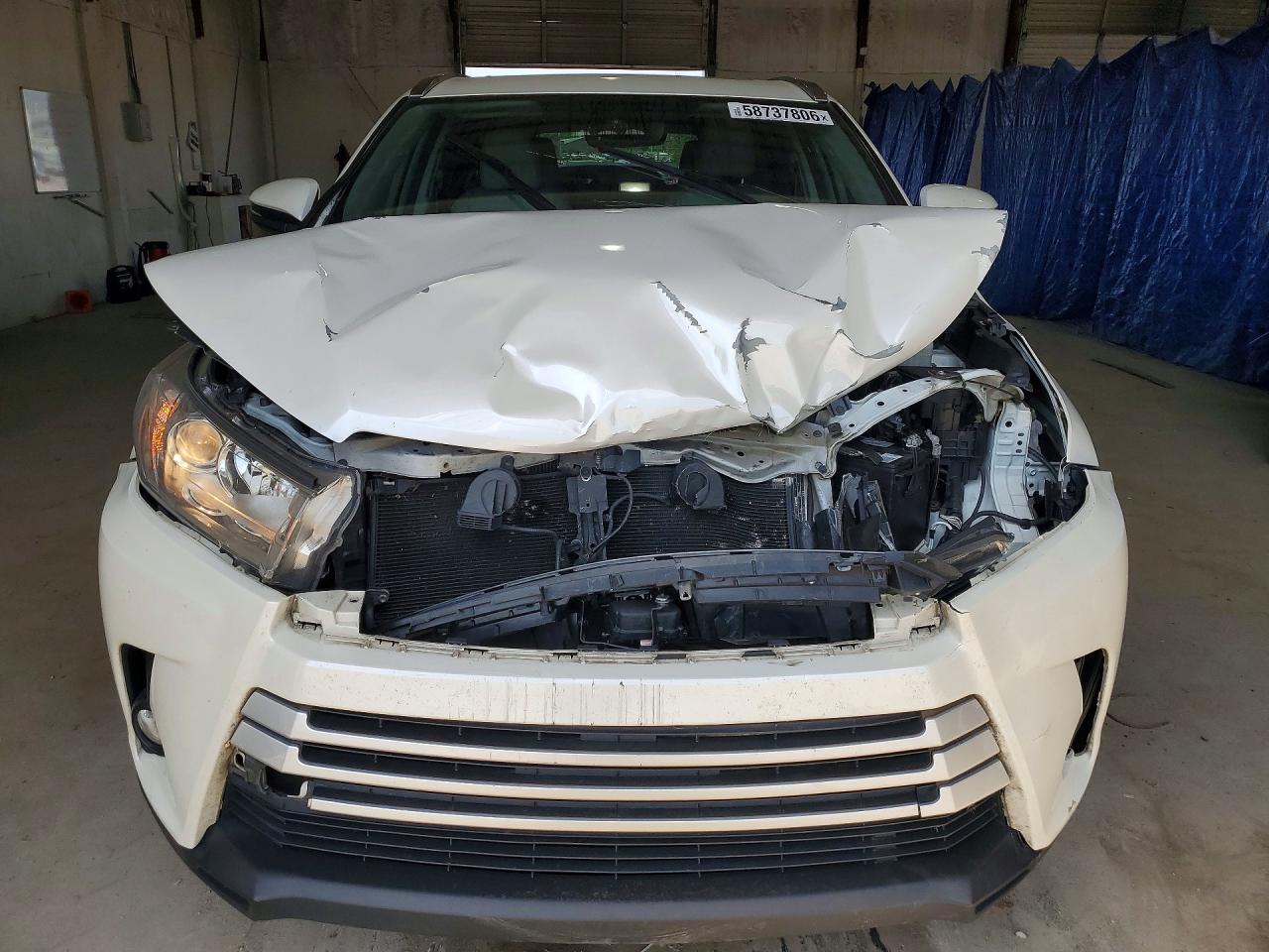 2017 TOYOTA HIGHLANDER