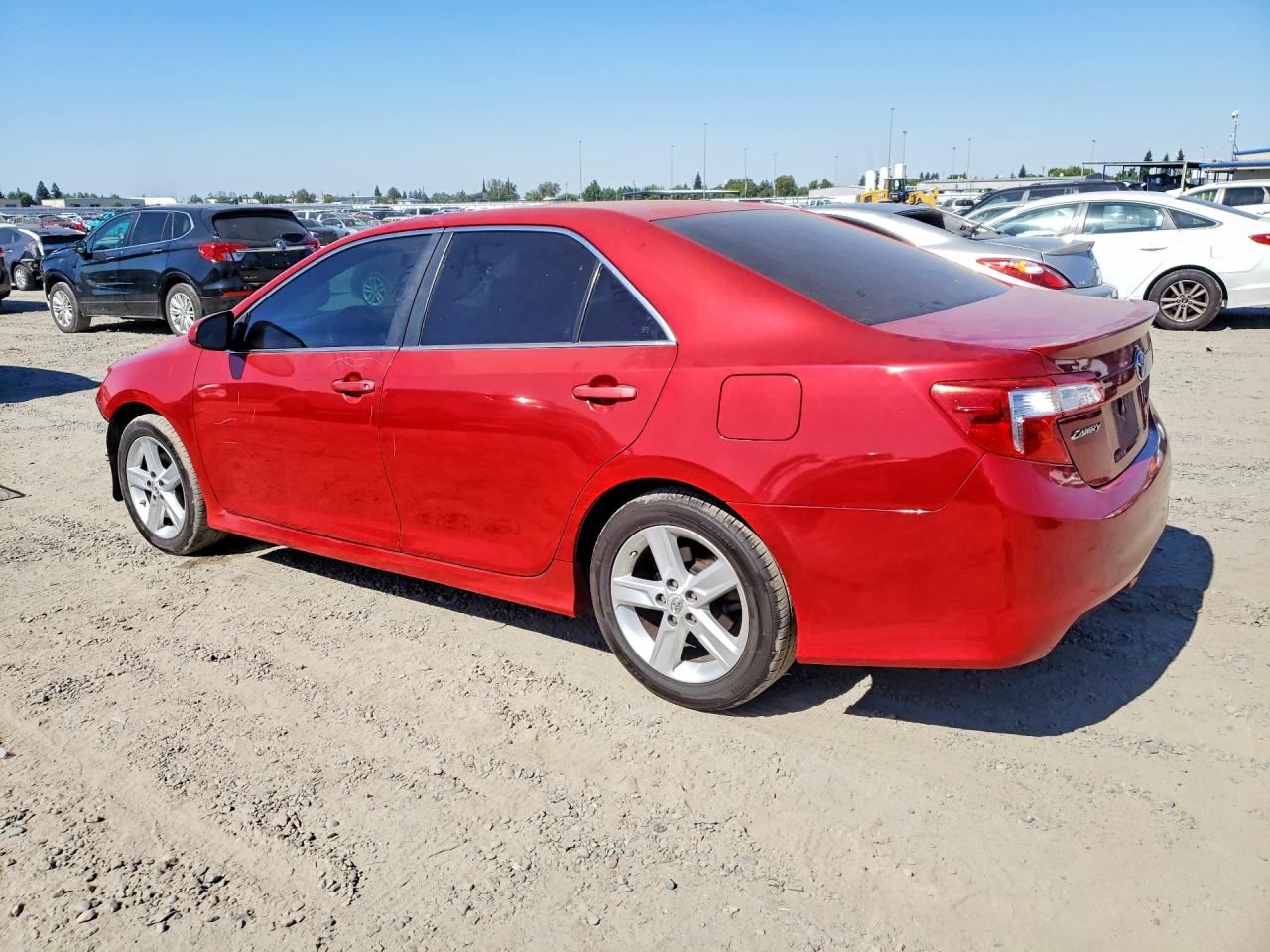 2014 TOYOTA CAMRY