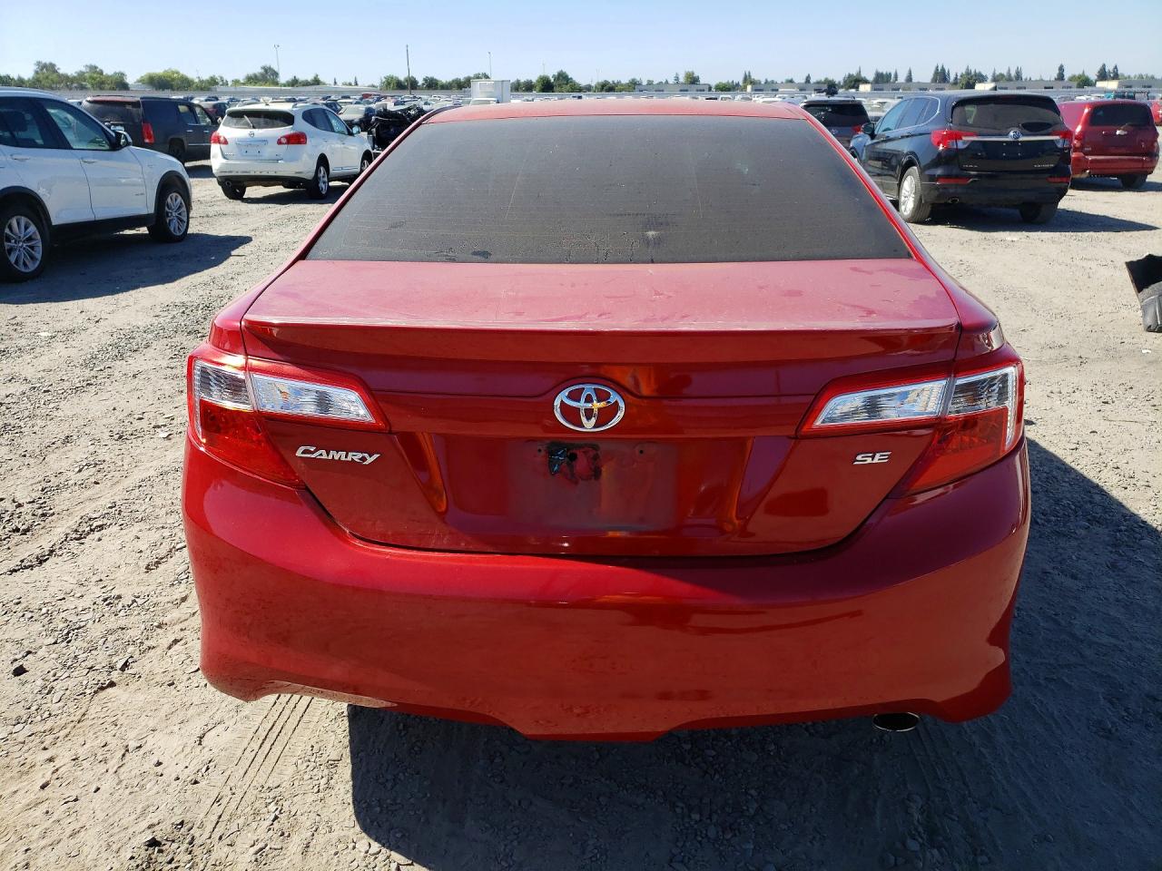 2014 TOYOTA CAMRY