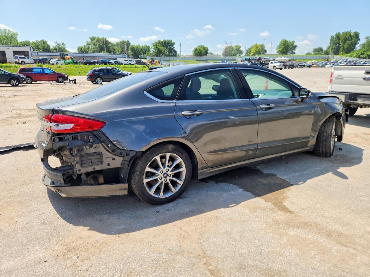 2017 FORD FUSION