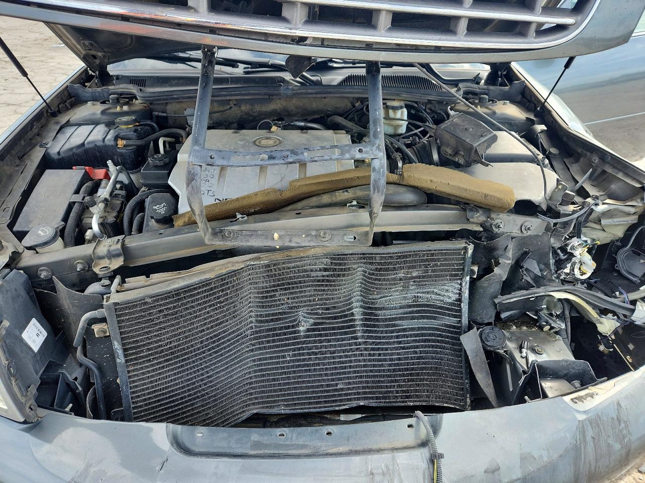 2005 CADILLAC DEVILLE