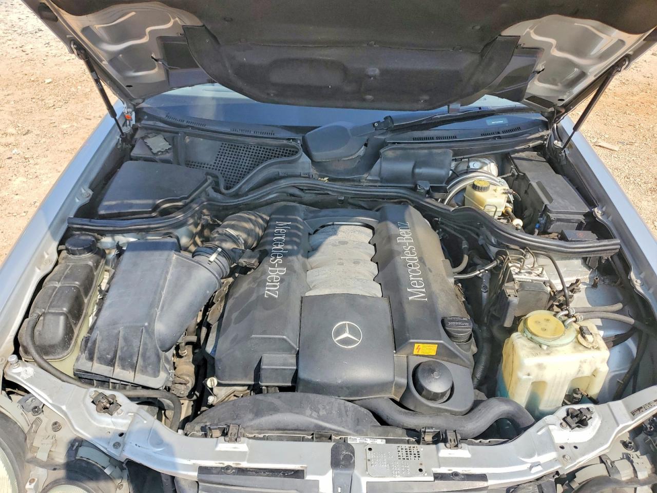 2000 MERCEDES-BENZ E-CLASS