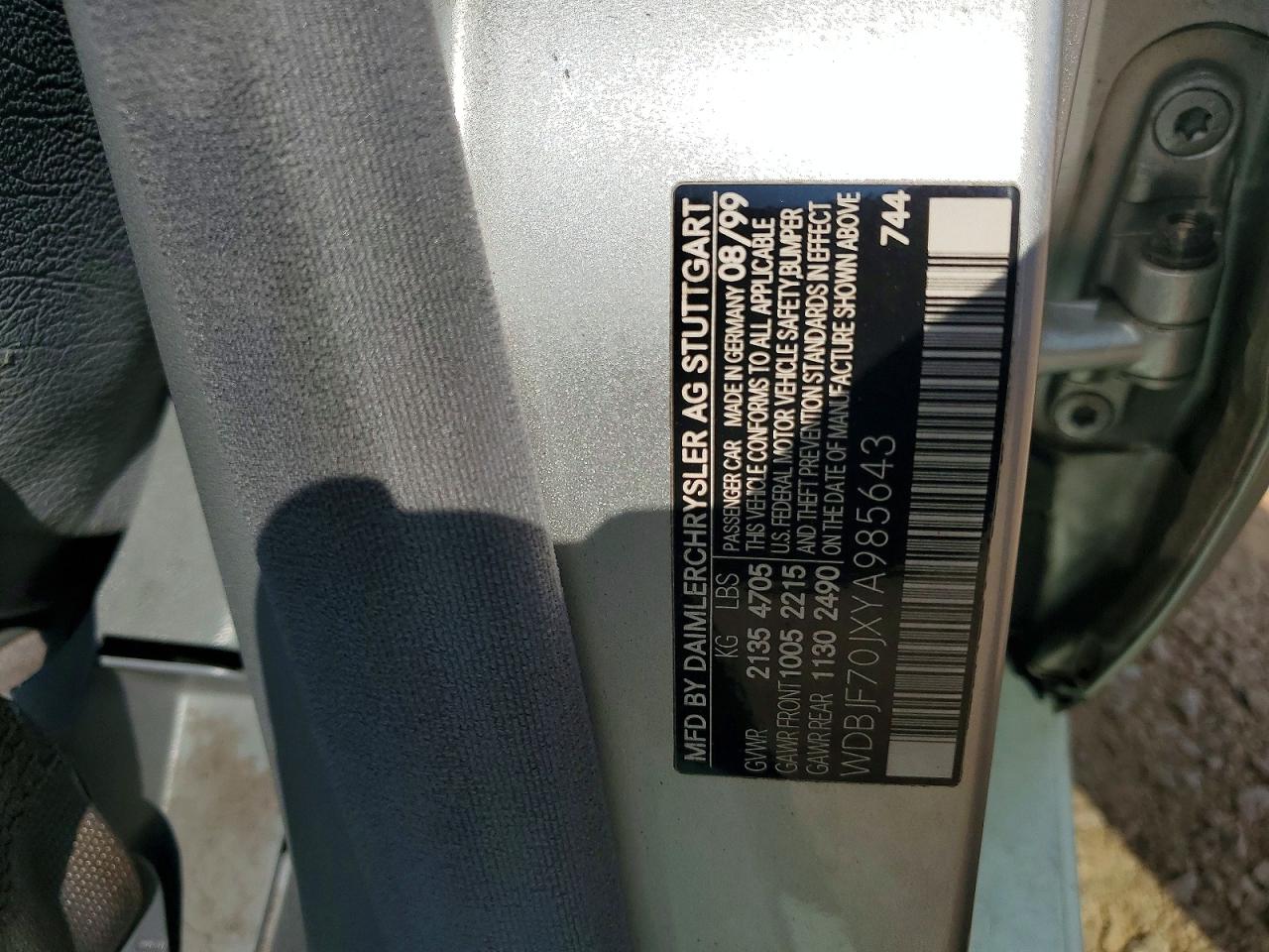2000 MERCEDES-BENZ E-CLASS
