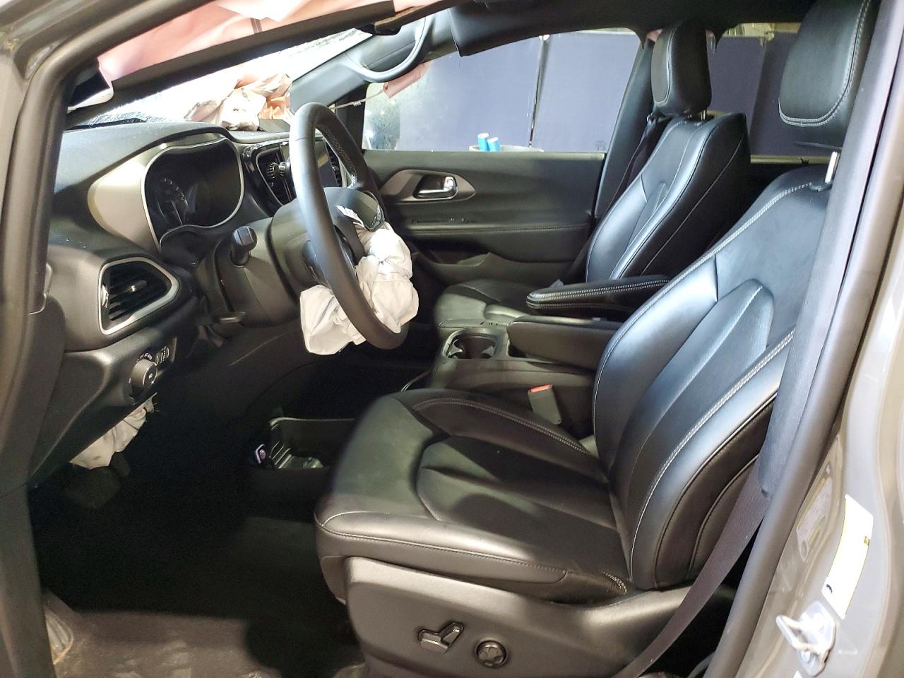 2025 CHRYSLER PACIFICA