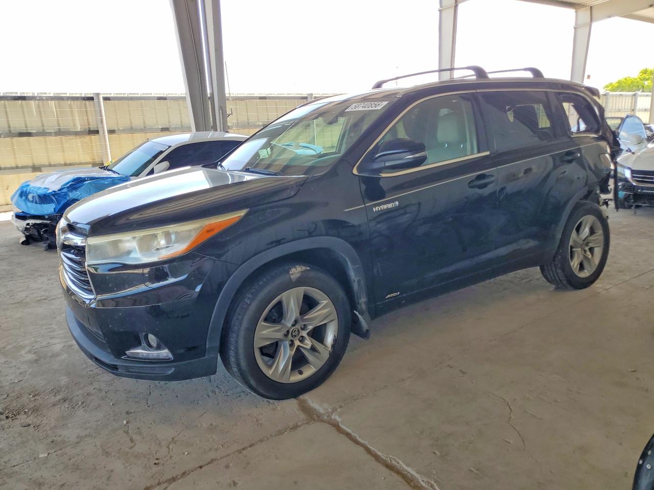 2016 TOYOTA HIGHLANDER