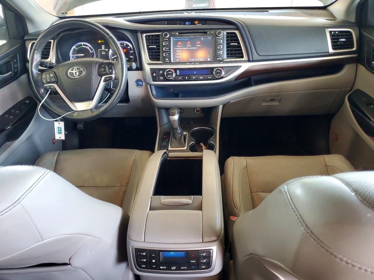 2016 TOYOTA HIGHLANDER