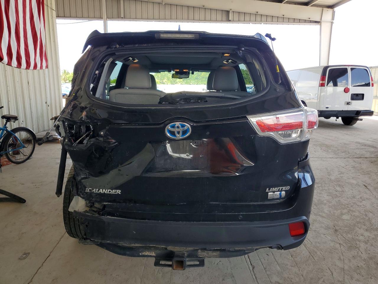 2016 TOYOTA HIGHLANDER