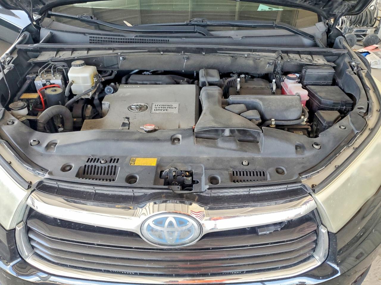2016 TOYOTA HIGHLANDER