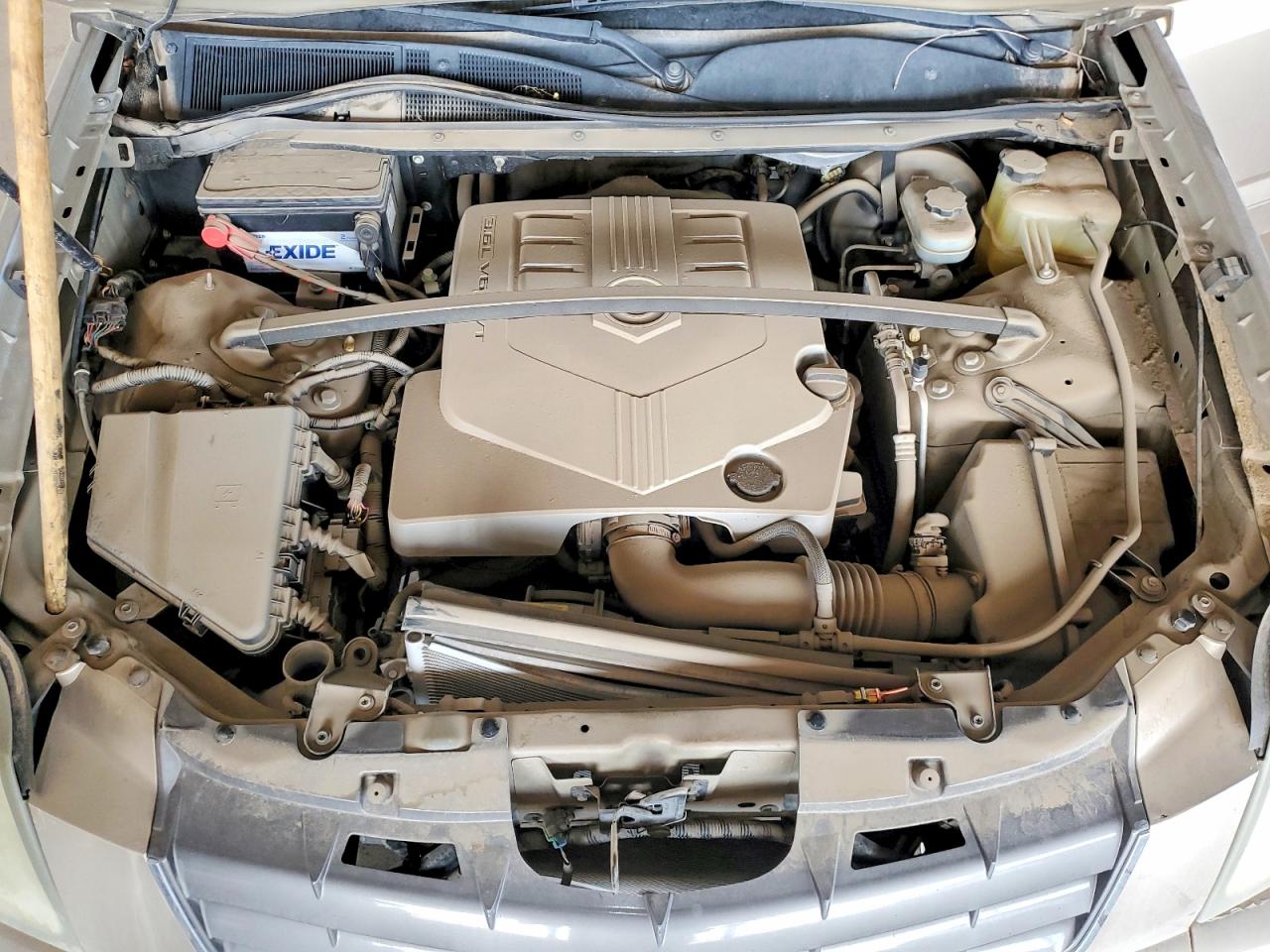 2005 CADILLAC SRX