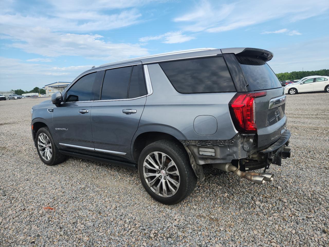2021 GMC YUKON