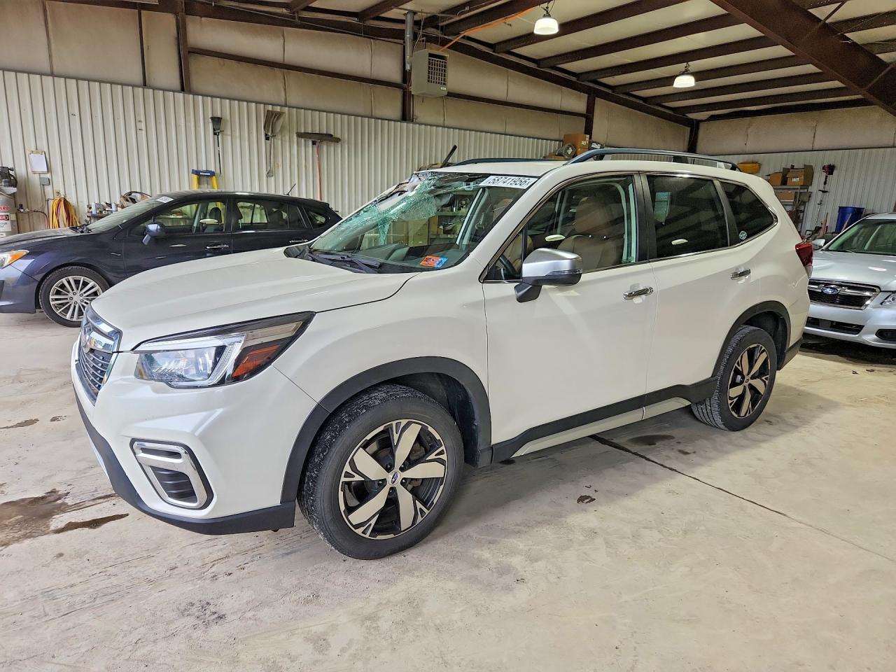 2019 SUBARU FORESTER