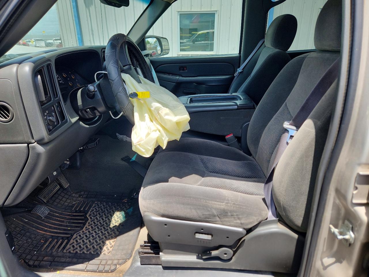 2004 CHEVROLET SILVERADO