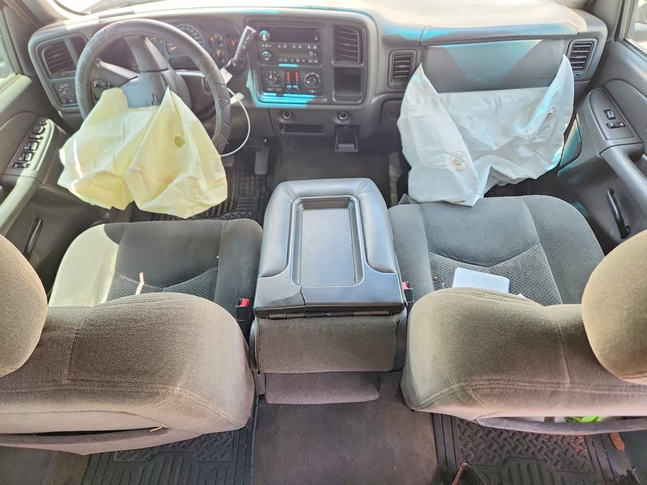 2004 CHEVROLET SILVERADO