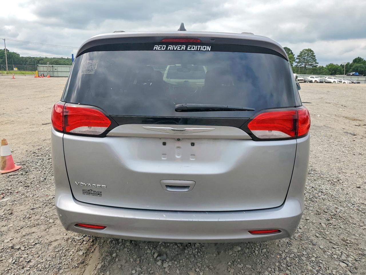 2021 CHRYSLER MINIVAN