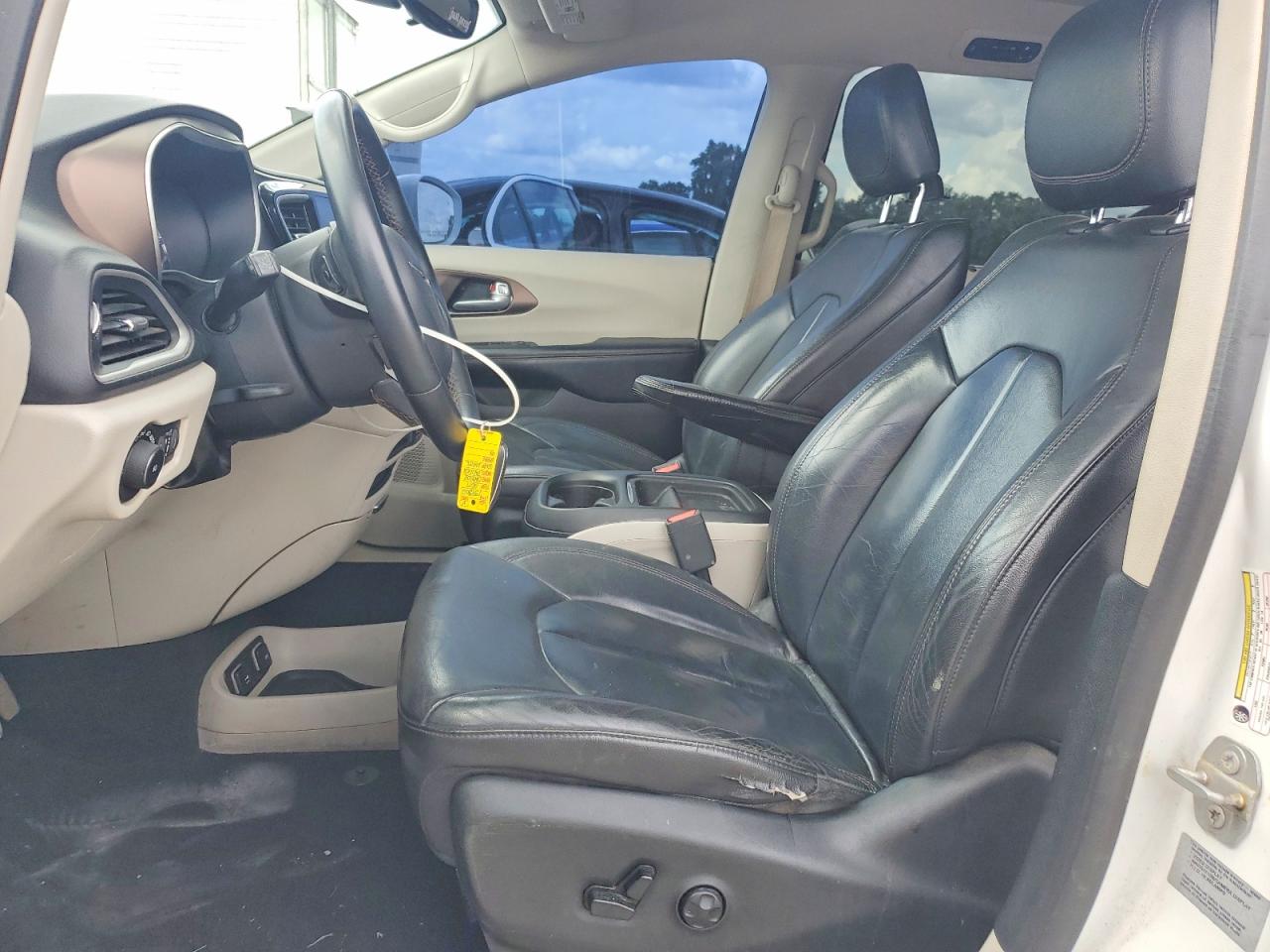 2017 CHRYSLER PACIFICA