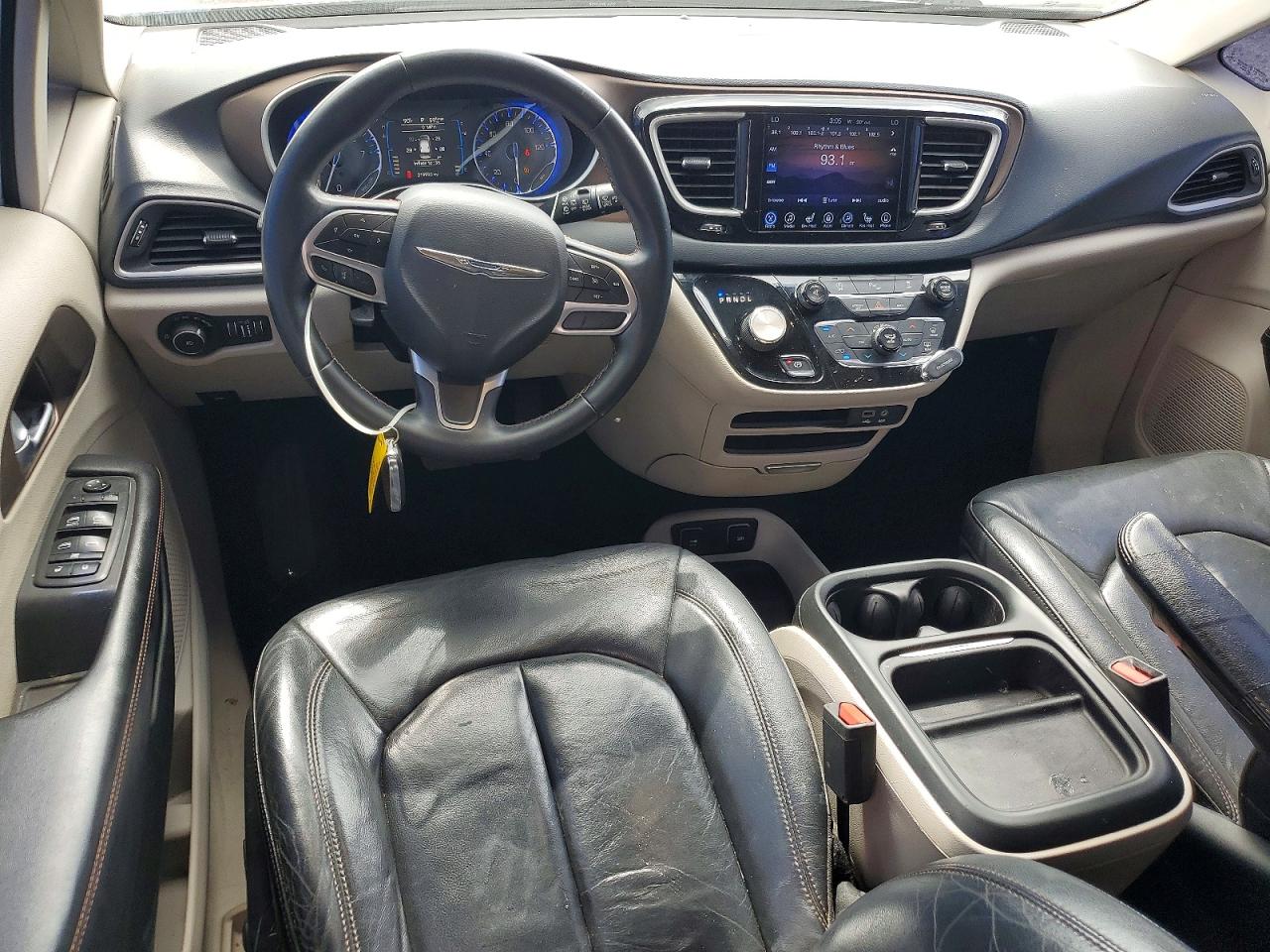 2017 CHRYSLER PACIFICA