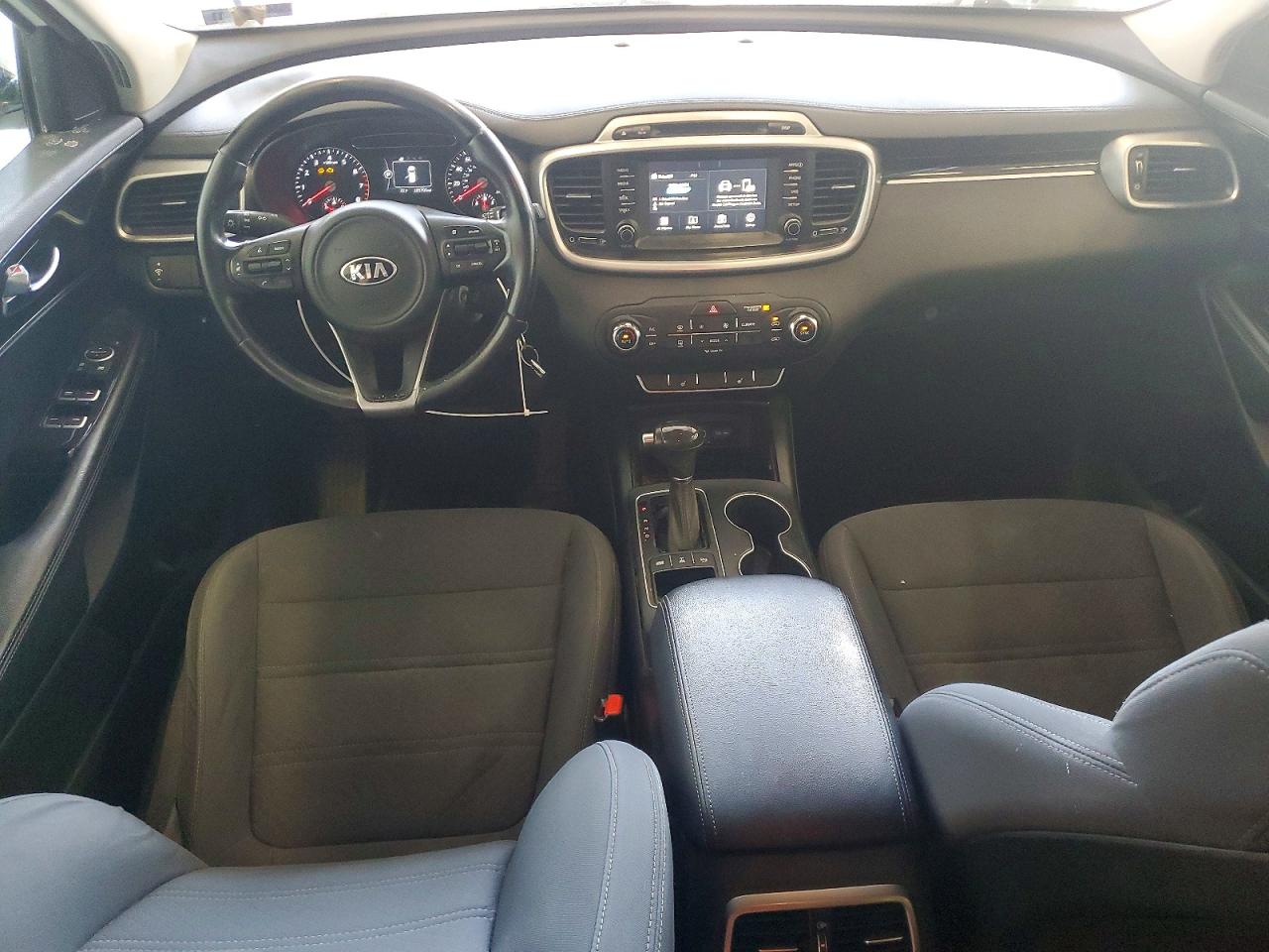 2017 KIA SORENTO