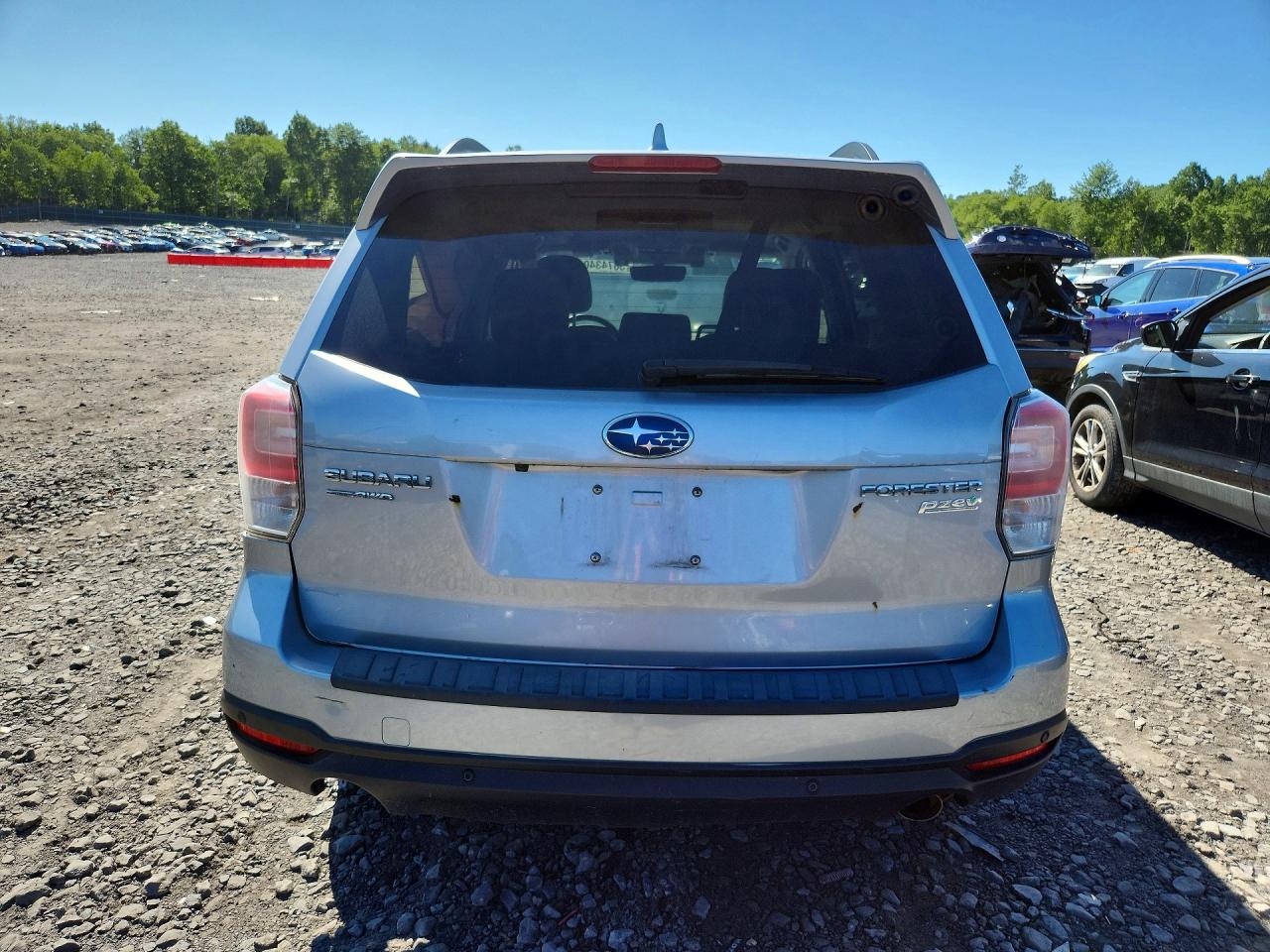 2017 SUBARU FORESTER