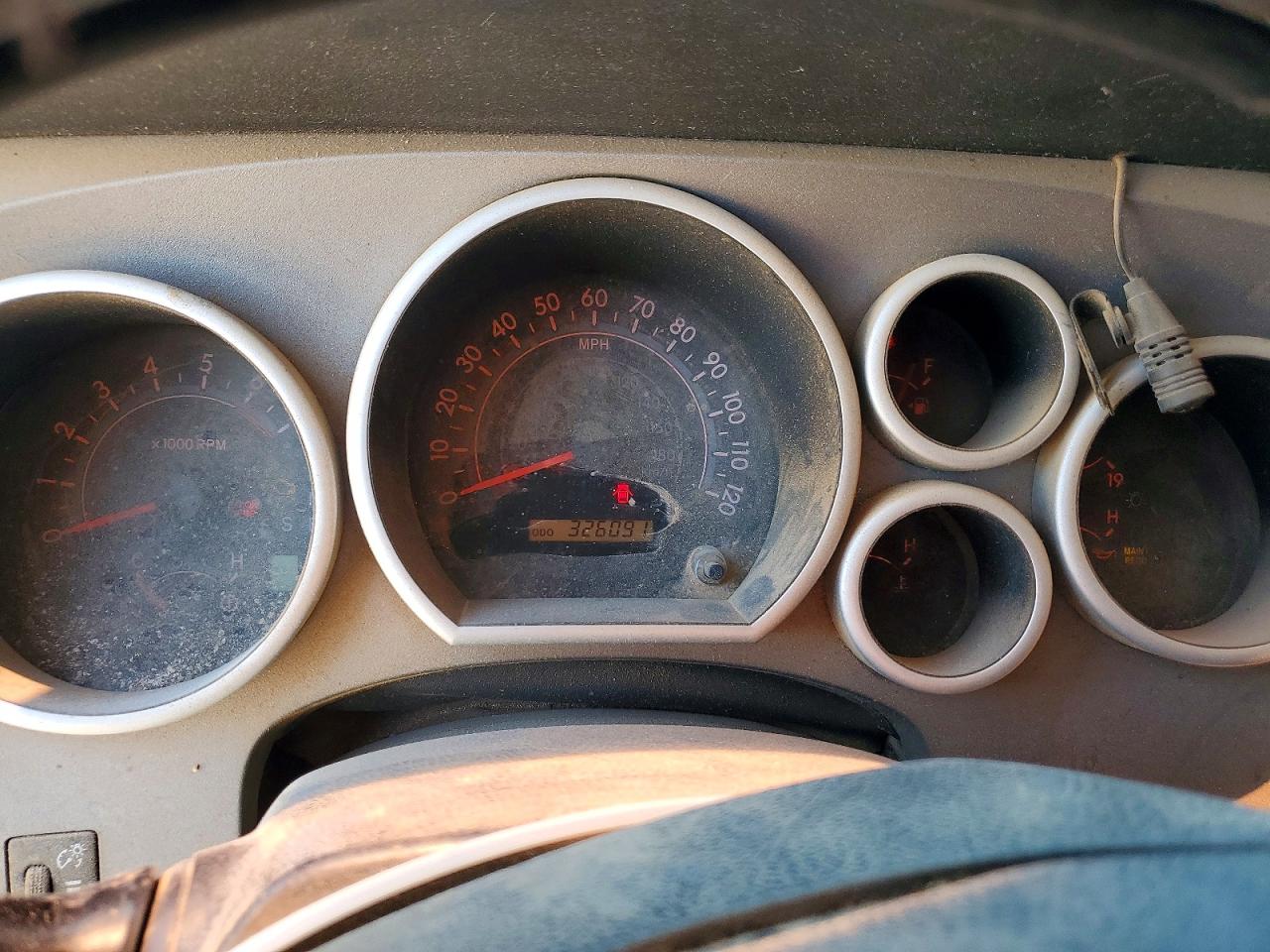 2011 TOYOTA TUNDRA