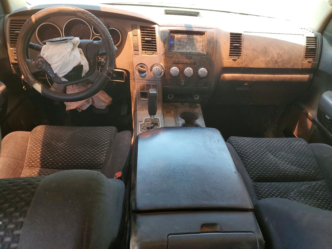 2011 TOYOTA TUNDRA