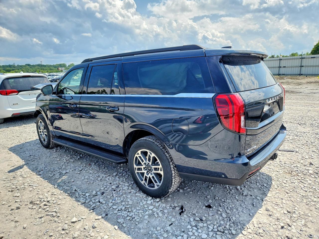 2025 FORD EXPEDITION