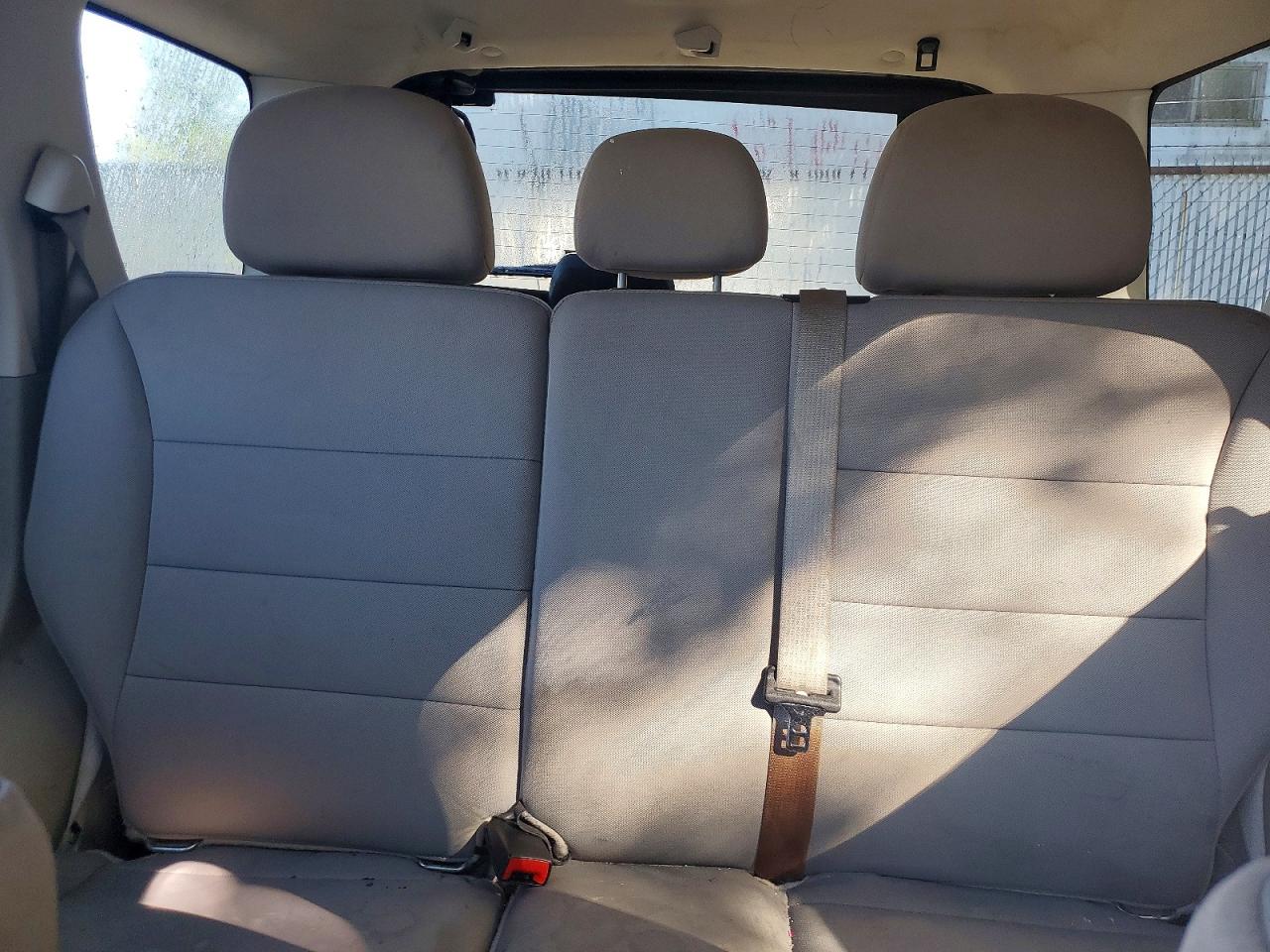 2011 FORD ESCAPE