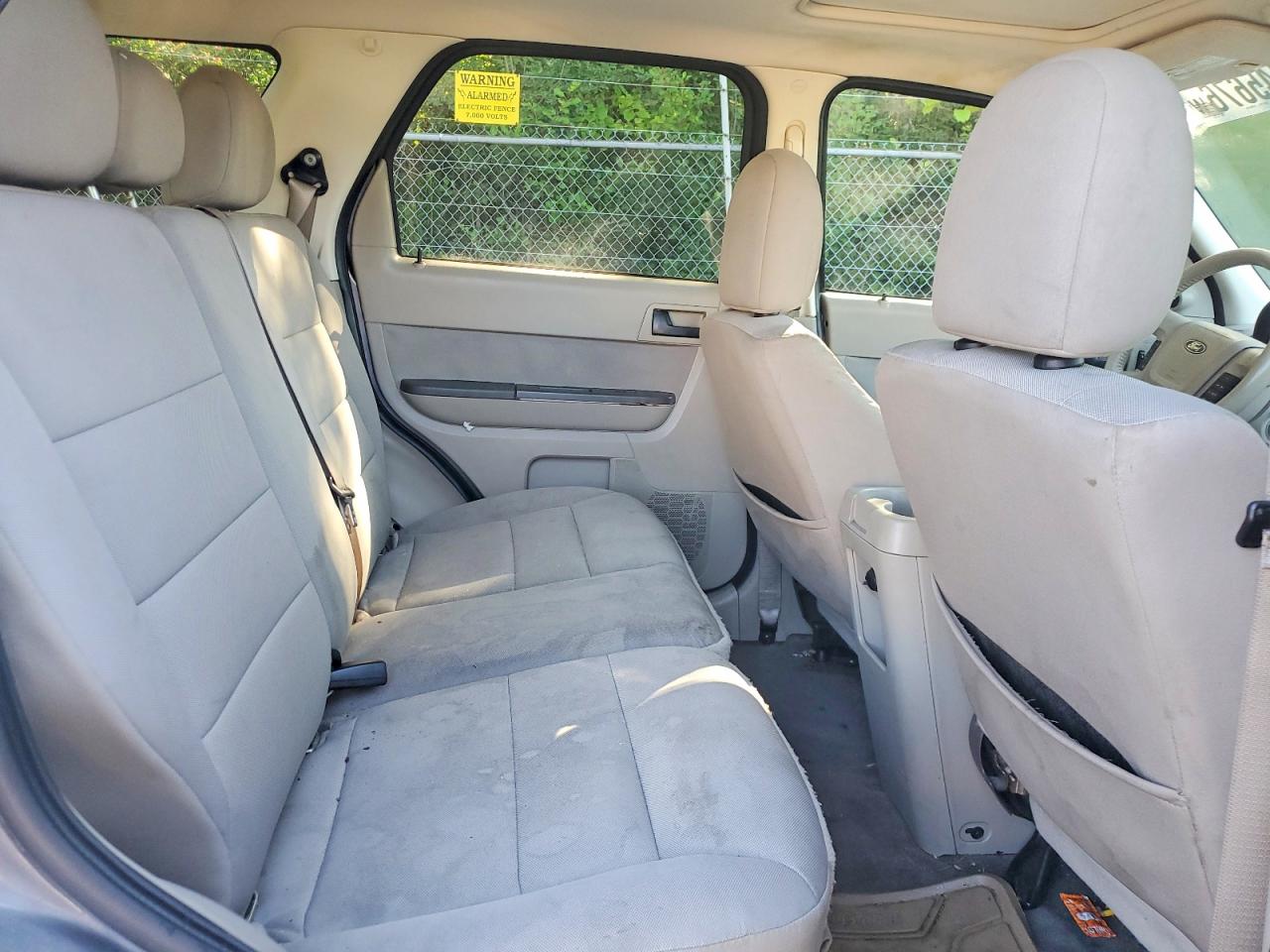 2011 FORD ESCAPE