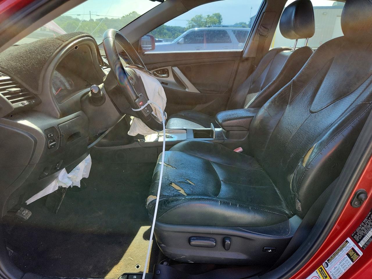 2010 TOYOTA CAMRY