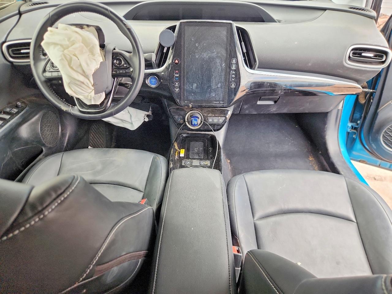 2020 TOYOTA PRIUS