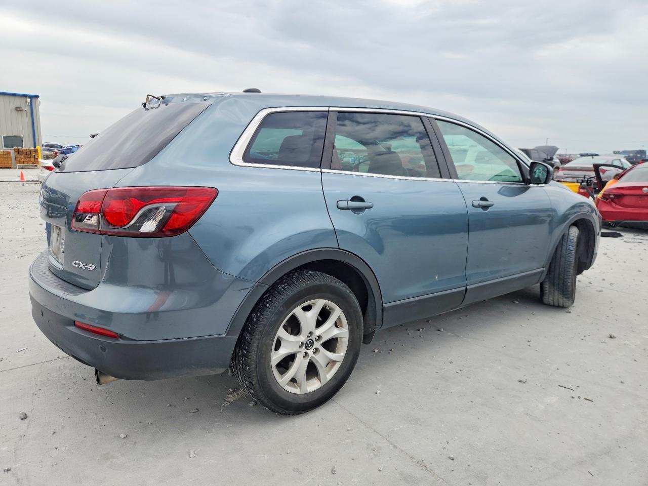 2013 MAZDA CX-9