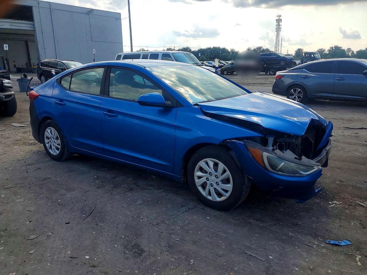 2017 HYUNDAI ELANTRA