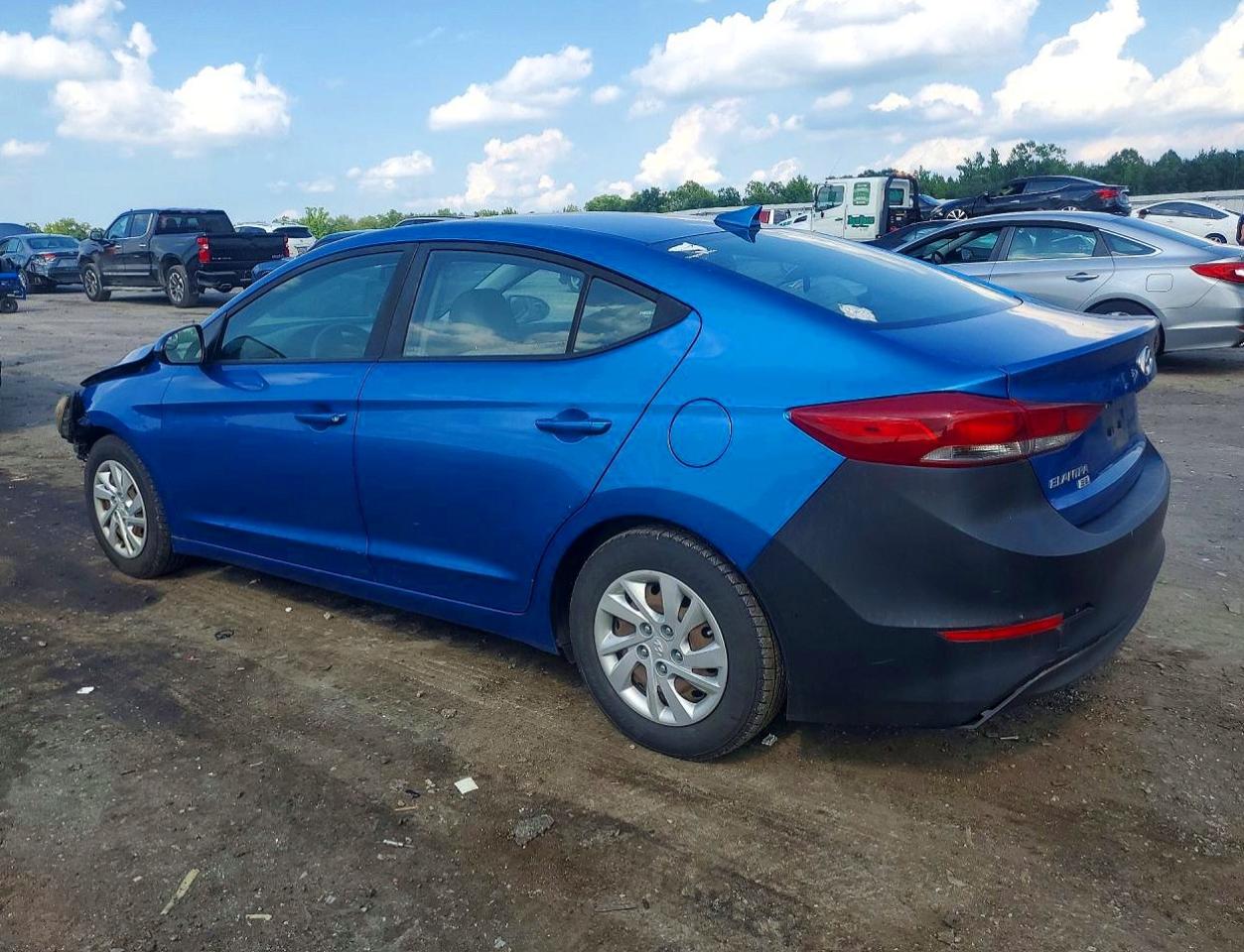 2017 HYUNDAI ELANTRA