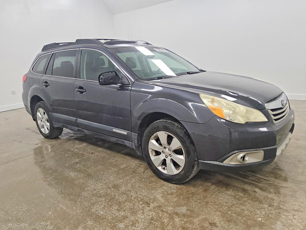 2011 SUBARU OUTBACK