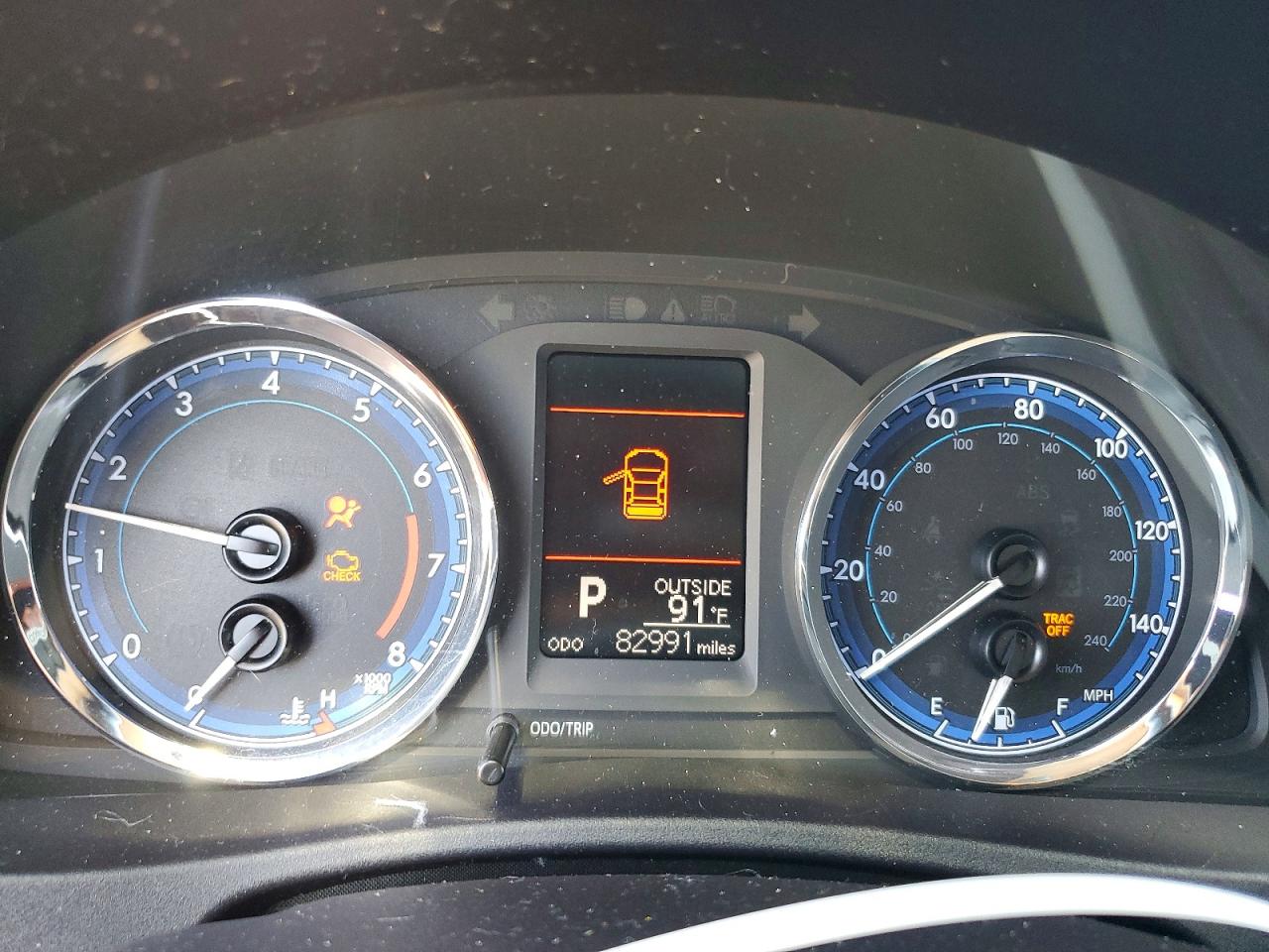 2018 TOYOTA COROLLA