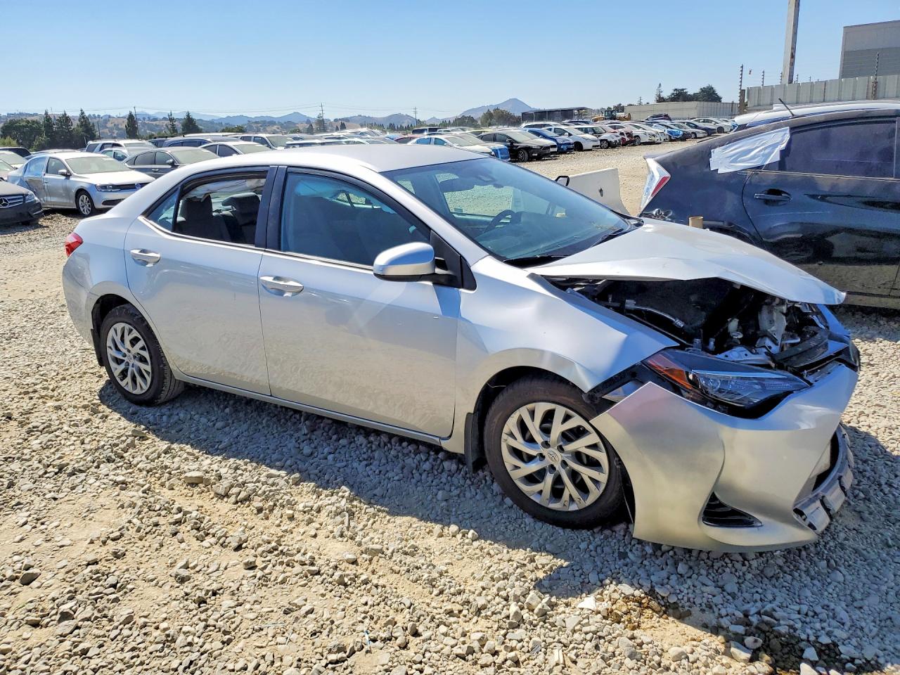 2018 TOYOTA COROLLA