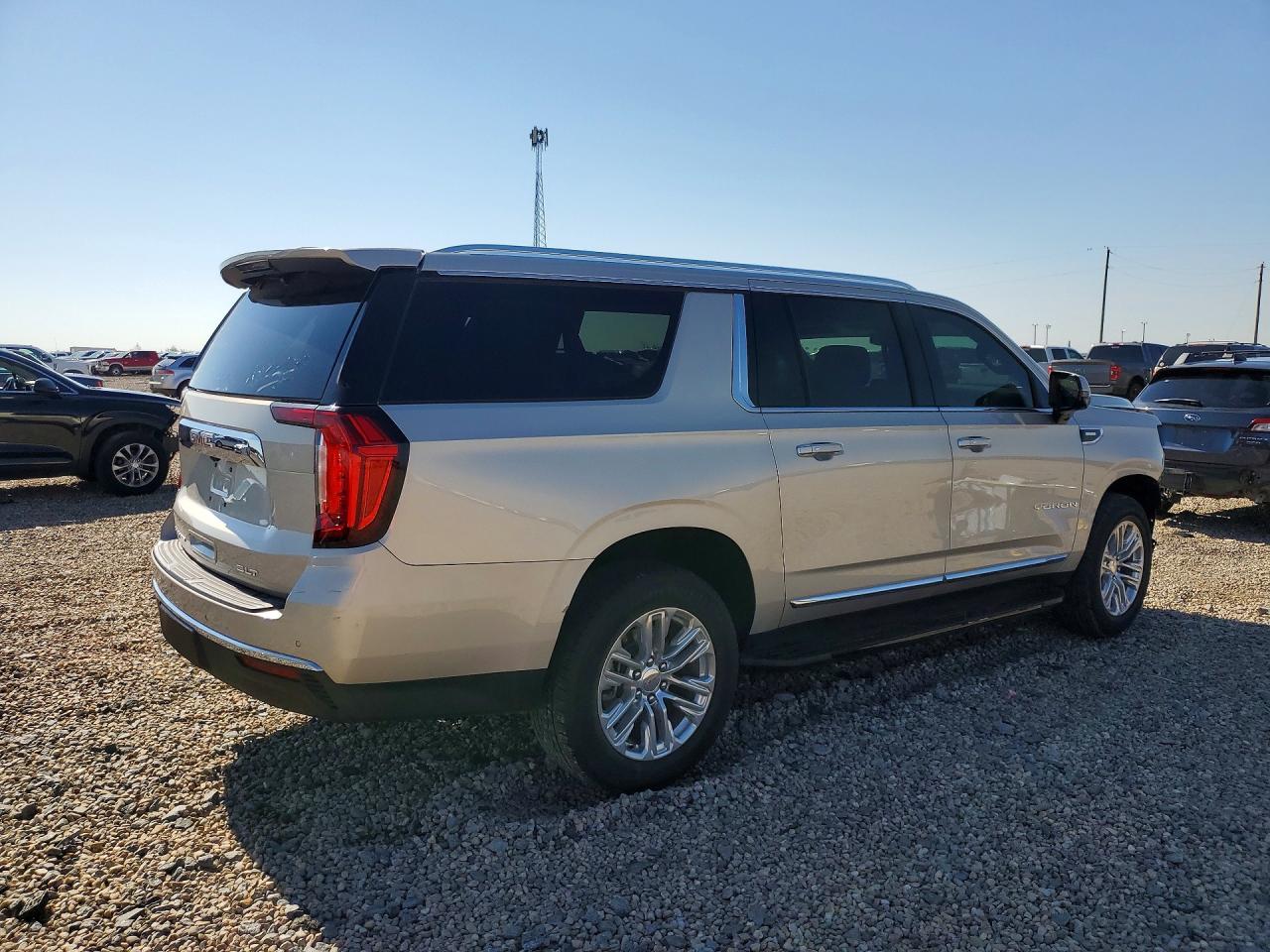 2023 GMC YUKON