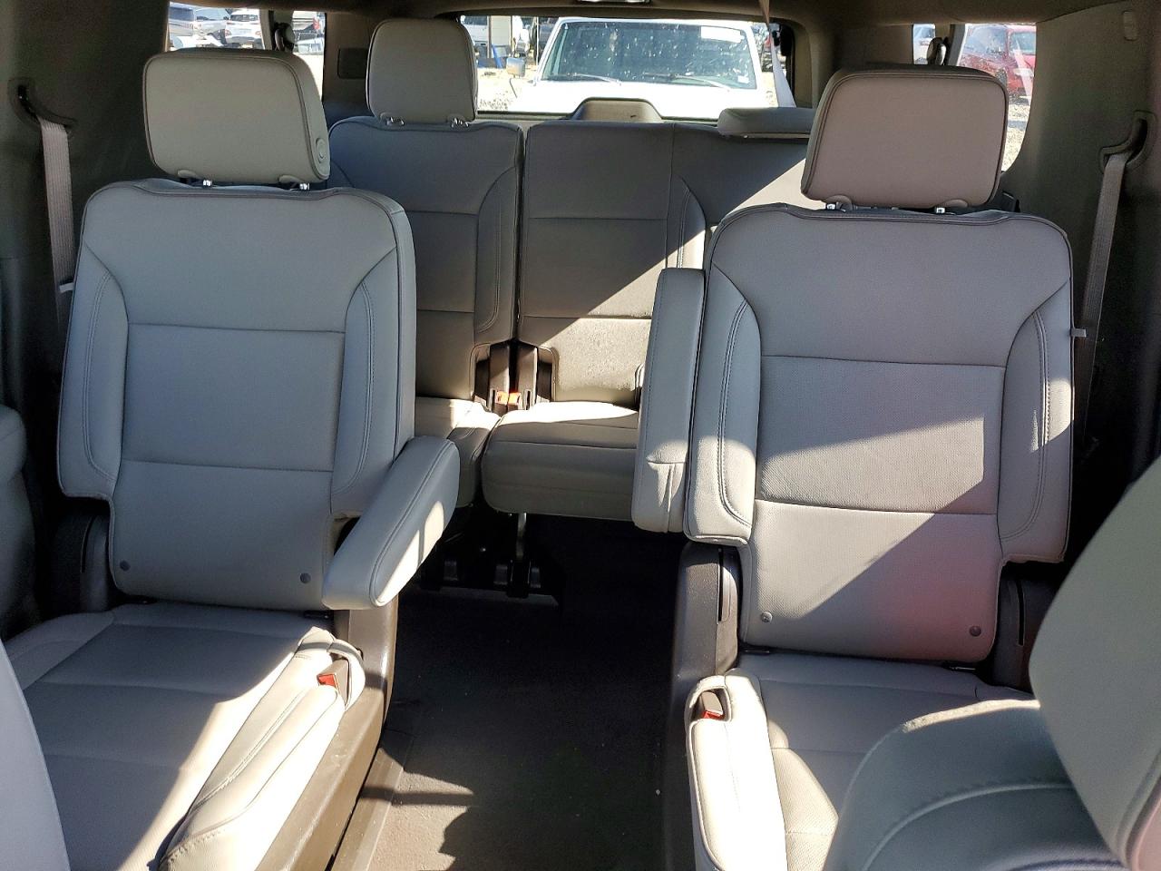 2023 GMC YUKON