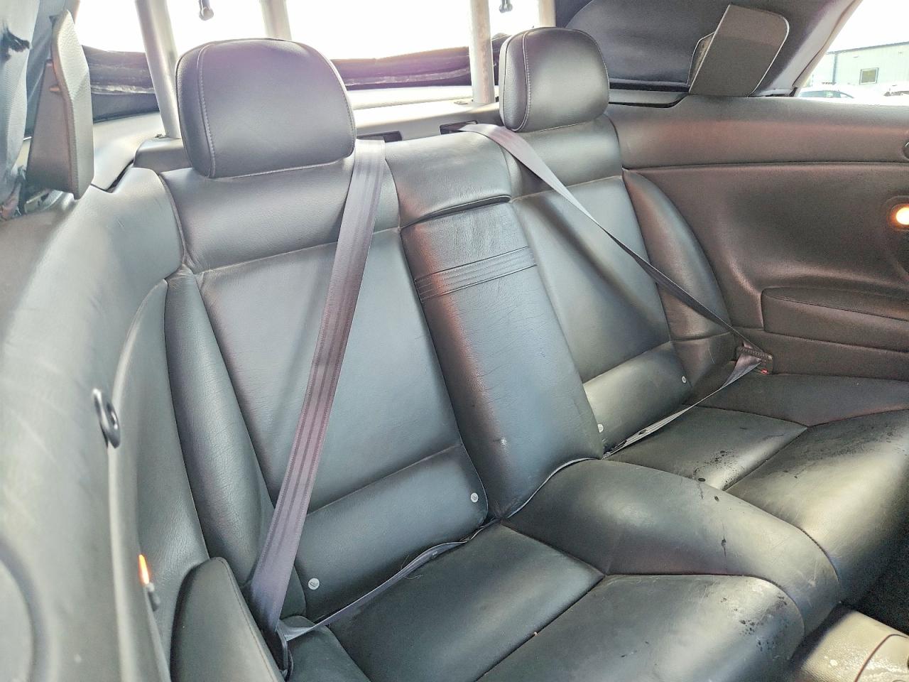 2003 VOLVO C70
