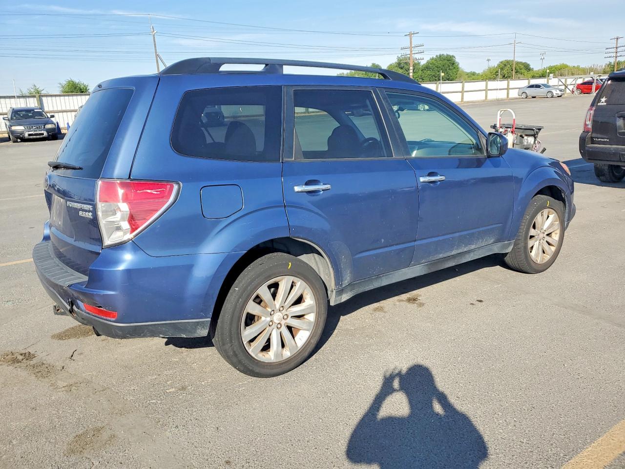 2011 SUBARU FORESTER