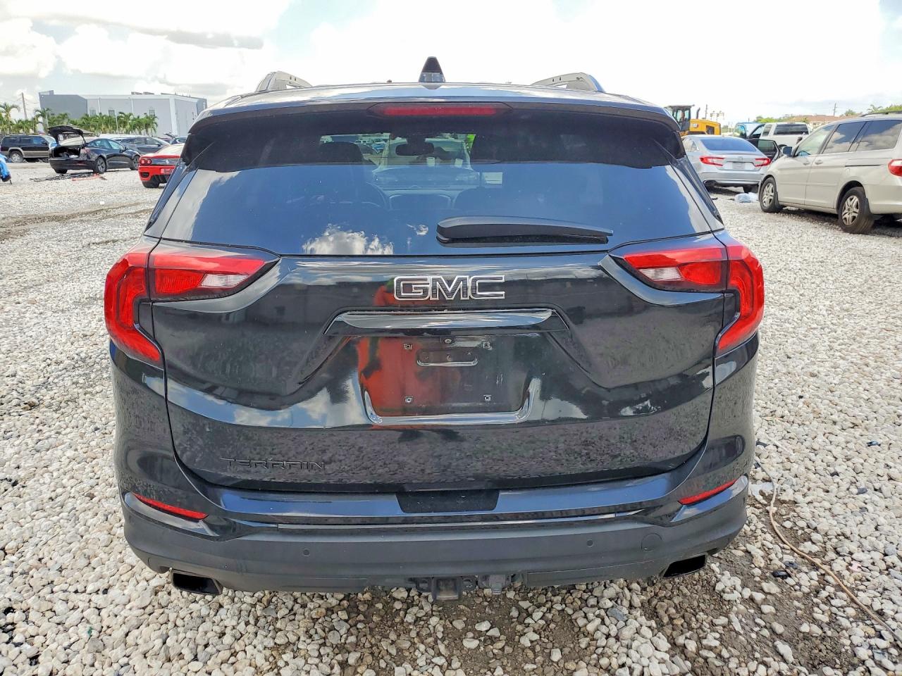 2020 GMC TERRAIN