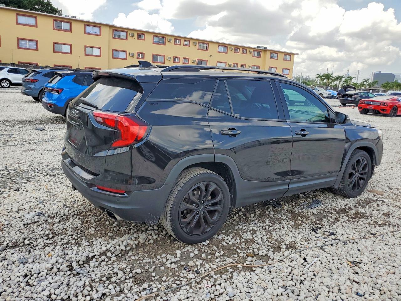 2020 GMC TERRAIN