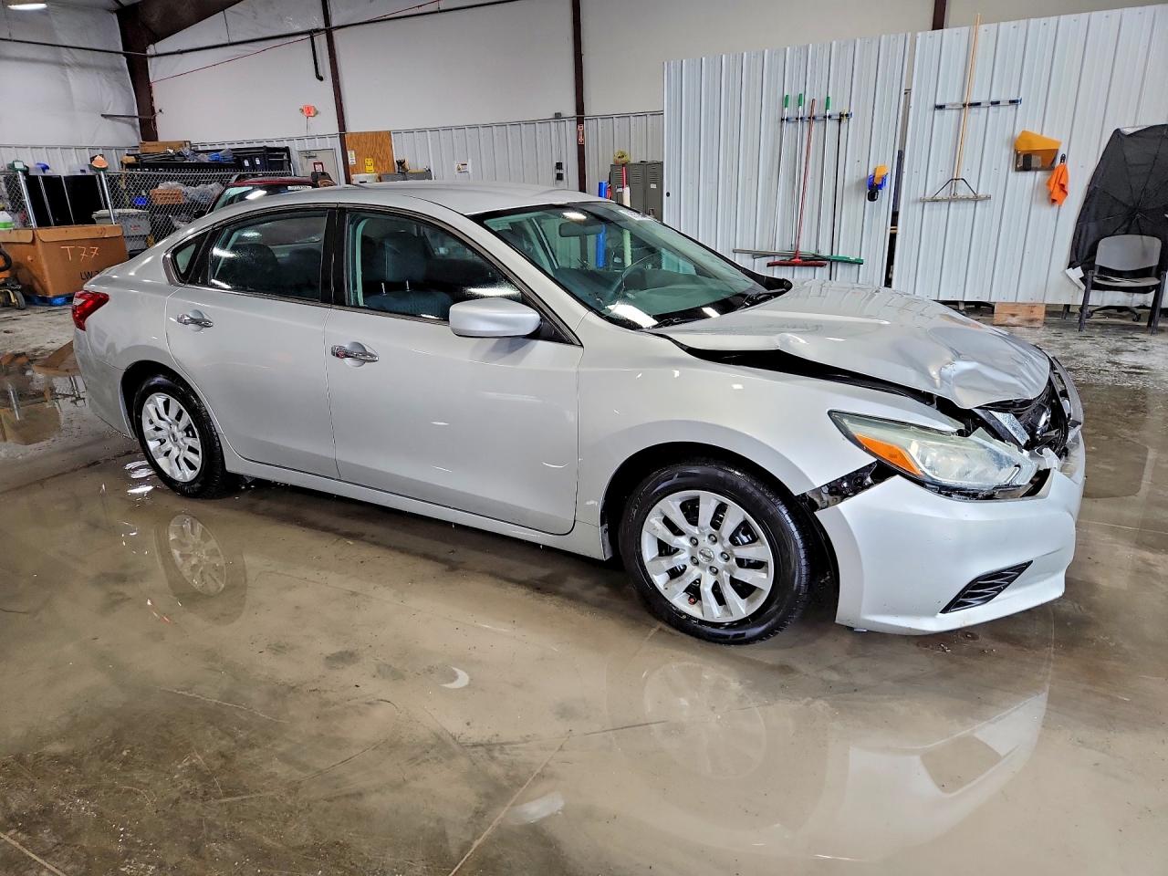 2017 NISSAN ALTIMA