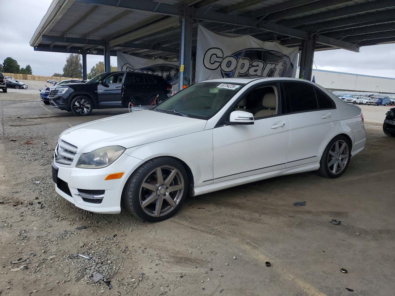 2014 MERCEDES-BENZ C-CLASS