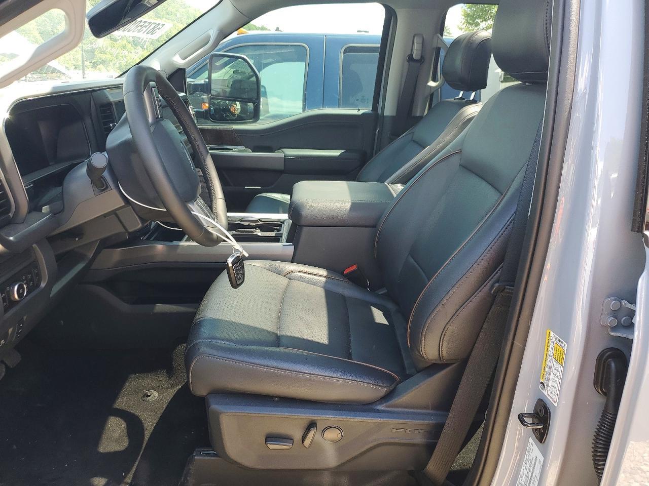 2025 FORD F350