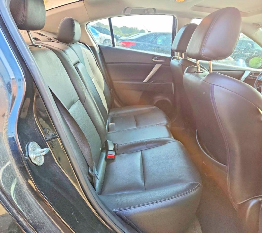 2012 MAZDA 3