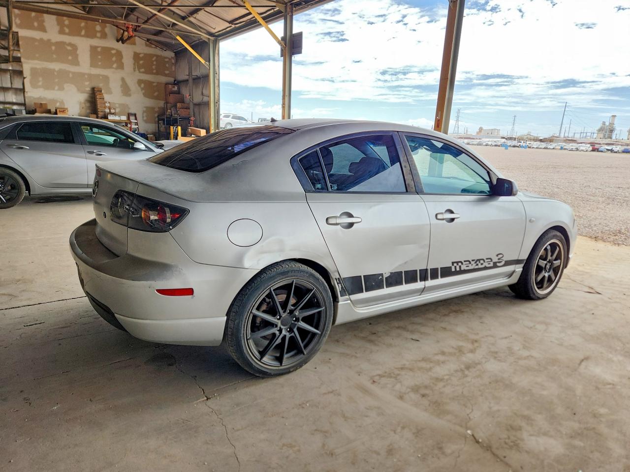 2005 MAZDA MAZDA3