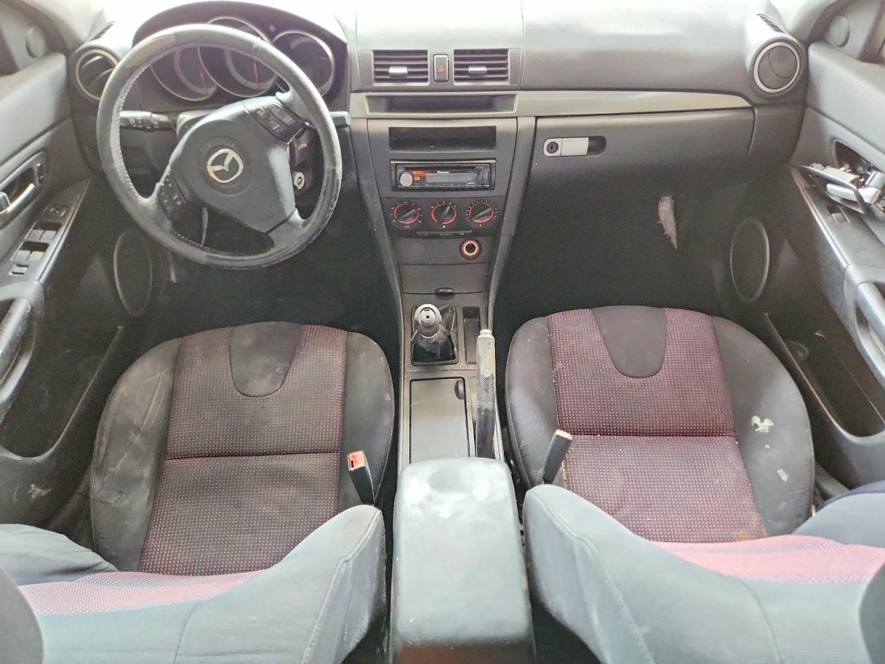 2005 MAZDA MAZDA3